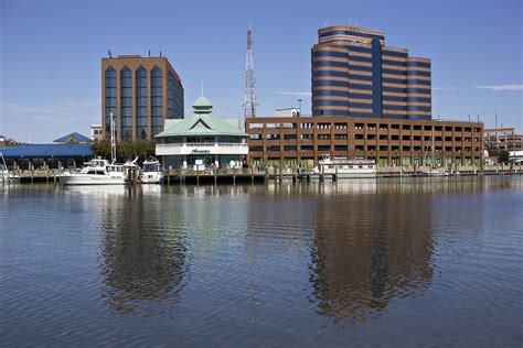 Downtown Hampton Va Crown Plaza Hampton University Marina Flickr