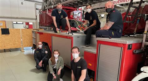 Nach ersten berichten hatte das erdbeben die stärke 4,4 auf der nach oben offenen richterskala. Rauchende Heizanlage löst Feuerwehreinsatz aus