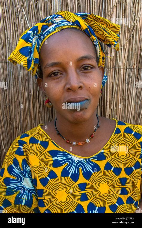 Senegal African Woman Hi Res Stock Photography And Images Alamy