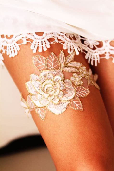 fabulous lace wedding garter ideas      page