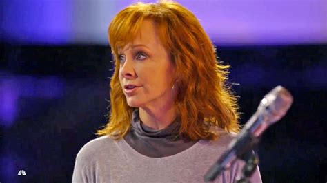 Watch Reba Mcentire Make The Voice Contestants Laugh And Fangirl
