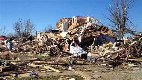 Tornado Aftermath Washington Illinois Youtube