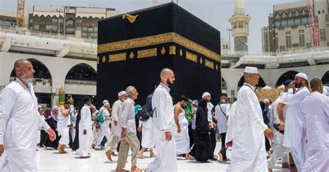 Dengan anda mengelilingi ka'bah tujuh putaran dari hajar aswad hingga hajar aswad. Cara Elak Scammer Sasar Rakyat Malaysia di Tanah Suci ...