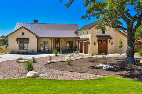 Front Exterior Hill Country Stone Ranch Home Traditional House
