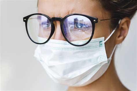 experts provide tips on how to wear a mask without fogging glasses or short breath faculty of
