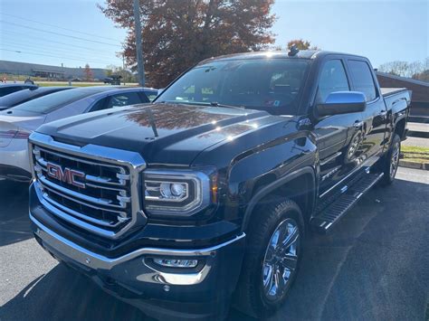 Pre Owned 2017 Gmc Sierra 1500 Slt 4d Crew Cab In Paris 3605a Dan