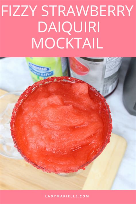 I Just Love This Simple Summer Drink Fizzy Strawberry Daiquiri