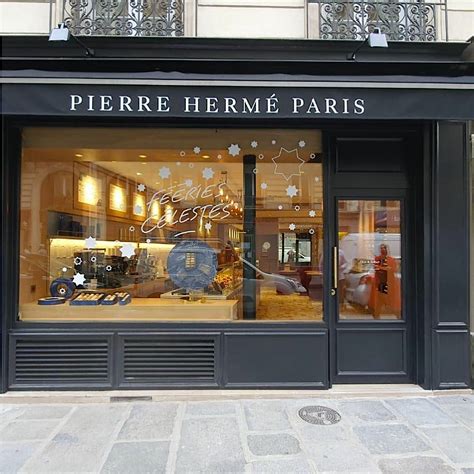 Nouveau Look Pour La Nouvelle Boutique Pierre Hermé Paris Food And Sens