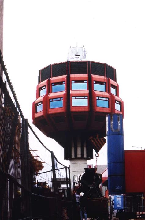 Wir geben ihnen einen überblick an passenden wohnungen in ihrer wunschstadt, von privat und von maklern. Bierpinsel in Berlin-Steglitz | Restaurant-Turm ...