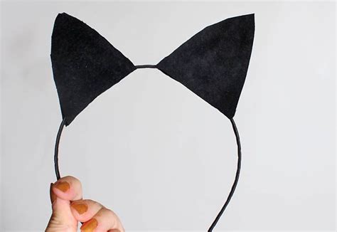 They are perfect for your upcoming disney vacations! DIY Leather Halloween Cat Ears | Halloween cat ears, Leather diy, Cat ears