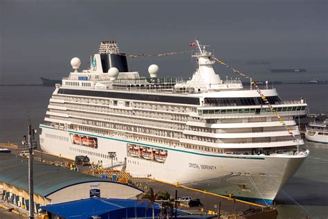 Cruise Ship Crystal Serenity In Manila Bay Today The Largest Cruise