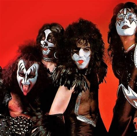 Pin By Lee Thomson On Kiss 1975 And 1976 Kiss Rock Bands Kiss Artwork