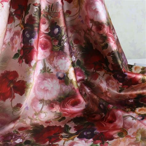 Beautiful Rose Flowers Digital Print Satin Fabrics For Dresses In