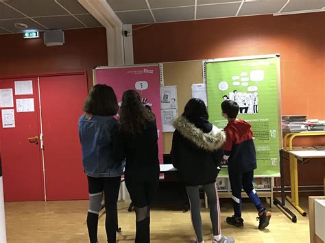 expo Égalité filles garçons parlons en collège jean macé portes lès valence drôme