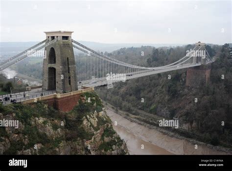 The Clifton Suspension Bridge Bristol Stock Photo Alamy