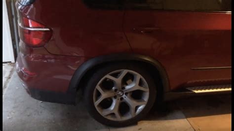 With the bmw x5 e70, the bavarian manufacturer introduced the second generation of this successful suv series. Easy 2012 BMW E70 X5 Air Bag Suspension Replacement - YouTube