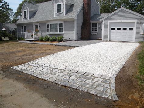 Rock Driveway Ideas Examples And Forms