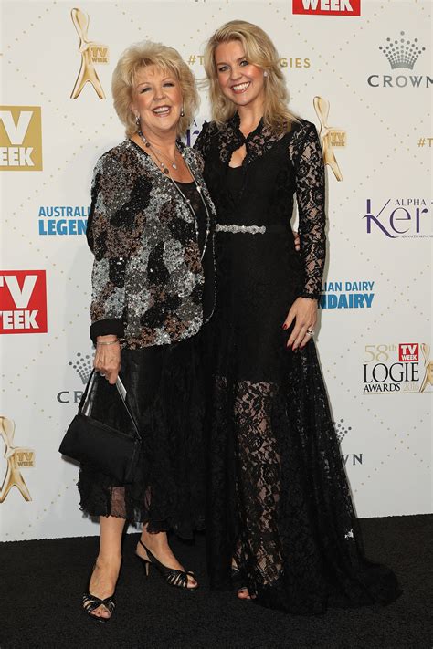 Lauren benavente — newton 06:02. Patti and Lauren Newton | See Every Celebrity Arrival at ...