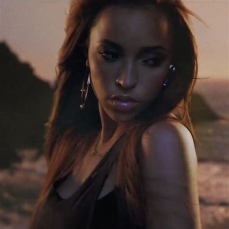 Tinashe Releases Her Pretend Video Soulbounce Soulbounce
