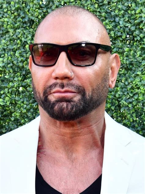 The Rock Dave Bautista Says Wwe Star Dwayne Johnson Isnt A Great
