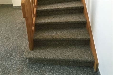 Bild teppich für treppen fantastische vorschläge archzinenet archzine.net cooler teppich für treppen blau weiß suchergebnisse für stufenteppich x floordirektde floordirekt.de stufenmatten london beige Treppehaus mit Kugelgarn - Interieur-Schlegel