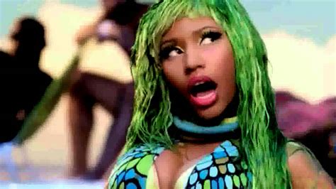 Nicki Minaj Super Bass Official Music Video Youtube