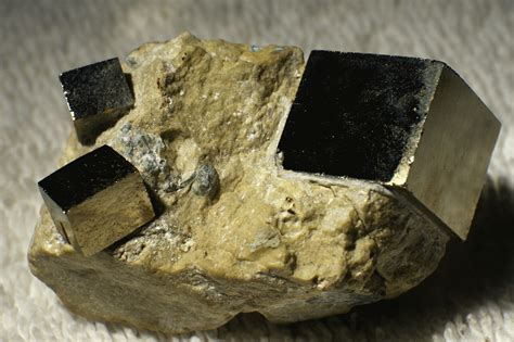 Mercurys Gold ~ Hudson Valley Geologist