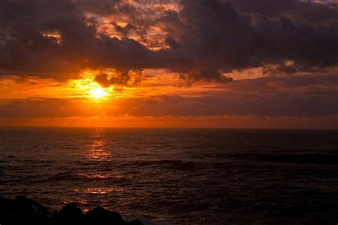 Free Download Hd Wallpaper Beach Sunset Dark Clouds Ocean Sunset
