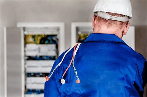 Reasons Why You Should Hire A Professional Electrical Contractor For