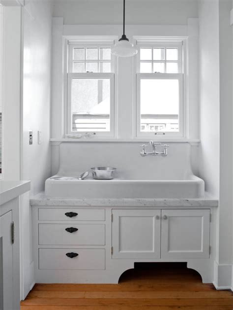 See gorgeous decorations for 2021 in this gallery and find the best designs for your home! Farmhouse Sink With Drainboard | Houzz