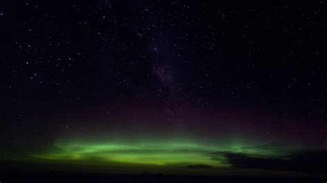 Aurora Borealis Northern Lights Night Green Stars Hd Wallpaper Nature