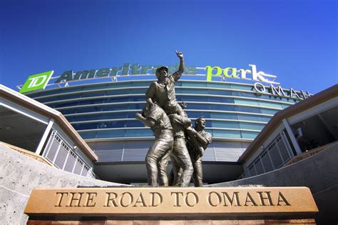 College World Series Of Omaha Inc Road To Omaha Sculpture College