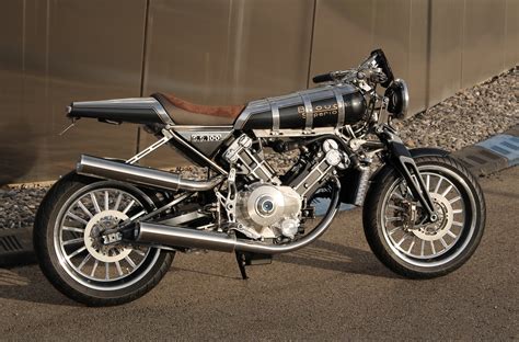 Review of Brough Superior SS100 2019: pictures, live photos ...