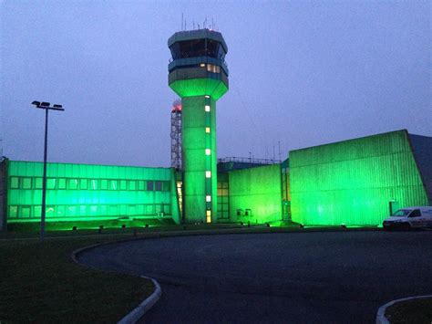 Dublin Air Traffic Control Centre Goes Green For St Patricks Weekend