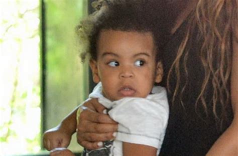 Blue ivy carter has been attacked on occasion by idiots on the internet for her hair texture, which happens to look a lot like mine. Blue Ivy Carter Hair; Message To The Masses: Stop being ...