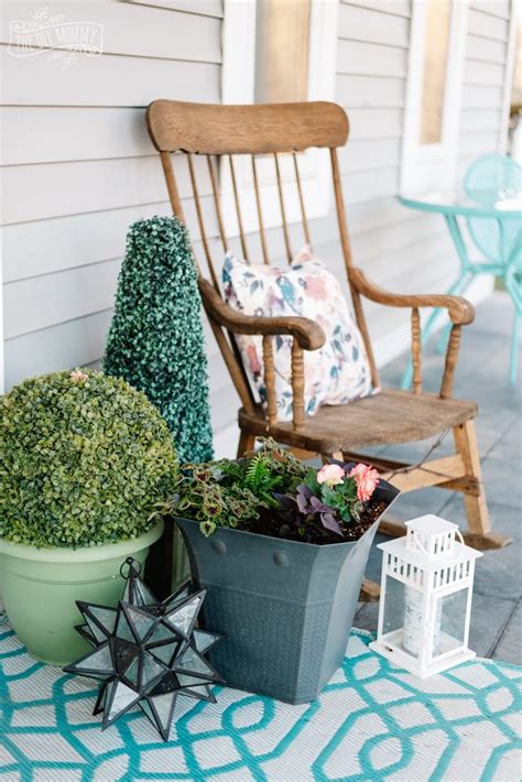Cheerful And Easy Spring Porch Decor Ideas The Diy Mommy