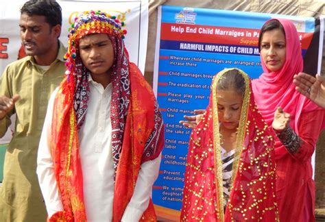 नाबालिग बेटियों का निकाह कीमत ₹50000 Pak में क्यों बढ़े बाल विवाह के मामले The Pamphlet