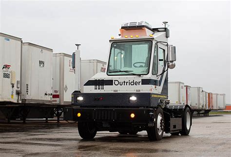 Outrider Offers Autonomous Tractor Trailer Hitching Capability