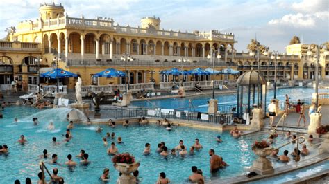 Budapeşte orta avrupa'da yer almaktadır. Széchenyi: banhos termais em Budapeste, Hungria