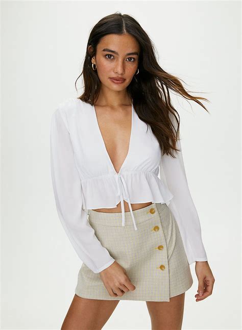 cropped tie front blouse in 2020 tie front blouse tie blouse outfit blouse