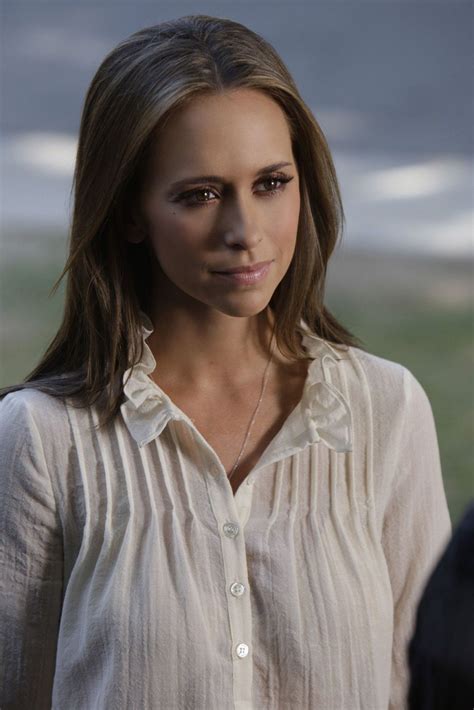 Ghost Whisperer Season 4 Jennifer Love Hewitt Body Jennifer Garner