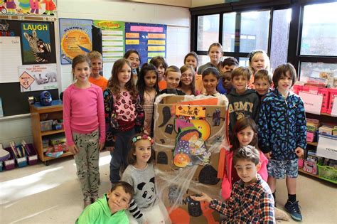 Third Grade Class Gives Back Team Up 4 Community