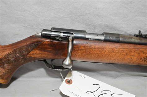 Winchester Model 75 22 Lr Cal Mag Fed Bolt Action Rifle W 24 Bbl
