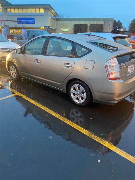 2008 Toyota Prius · Hatchback 4D - Cars & Trucks - Gresham, Oregon