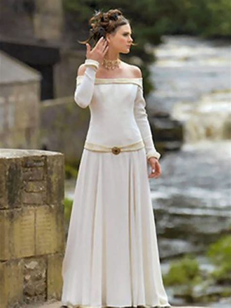 Having your wedding in the theme of medieval times is more common than you may think. Irish style | Irish wedding dresses, Scottish wedding ...