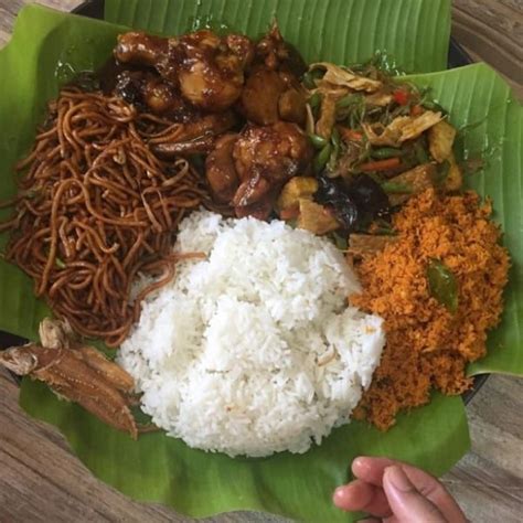 It is very close to the sky mirror, which is especially suitable for taking pictures. Selangor Traditional Food Gastronomical Delights - Travel ...