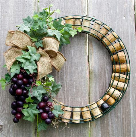 Crafts With Wine Corks Wreath Diy And Crafts