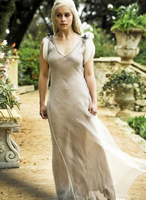 Los 22 Mejores Looks De Daenerys Targaryen En Juego De Tronos Game Of