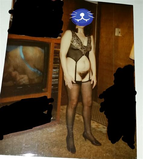 Hairy Pussy Polaroids Of Sexy Italian Wife From The 1980s 20 Pics