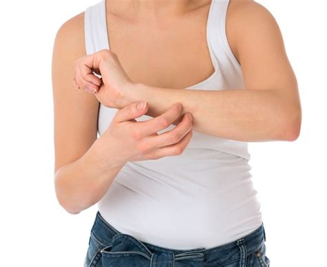 6 cara untuk mengobati dermatitis wikihow. Mengetahui Penyebab dan Cara Menangani Alergi Kulit ...